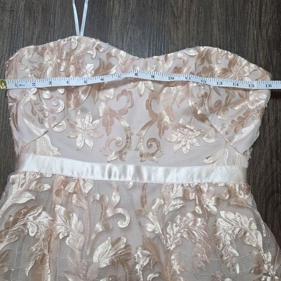 Marchesa Notte Strapless Nude Pink Floral Embroidered Lace  Cocktail Dress Sz S - Picture 13 of 15
